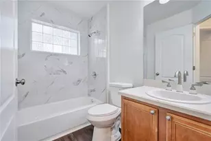 7415 Oxford Garden Cir, Apollo Beach, FL 33572 - Photo 19