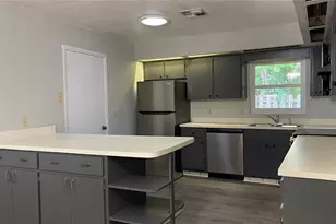253 W Lake Ina Dr, Winter Haven, FL 33884 - Photo 9