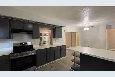 253 W Lake Ina Drive, Winter Haven, FL 33884 - Photo 11