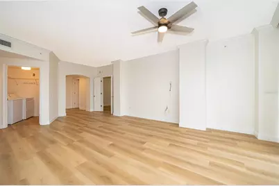 322 E Central Boulevard #1602, Orlando, FL 32801 - Photo 7