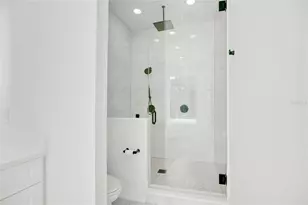 1305 Belmont Dr, Orlando, FL 32806 - Photo 21