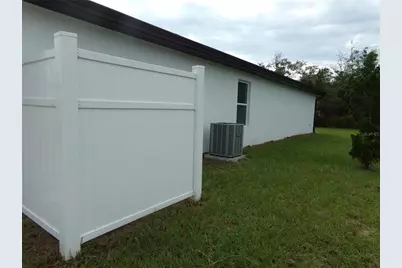 2262 Fernwood St Unit B #B, Deltona, FL 32738 - Photo 3