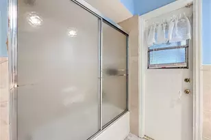 9216 Amity Ct, Orlando, FL 32817 - Photo 37