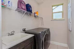 8222 Topsail Pl, Winter Garden, FL 34787 - Photo 37