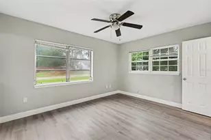 8101 N 17th St, Tampa, FL 33604 - Photo 9