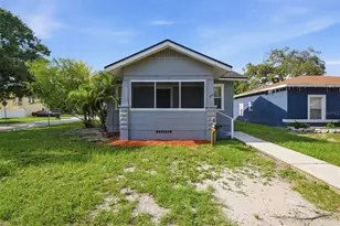 3745 S 16th Ave S, Saint Petersburg, FL 33711 - Photo 5
