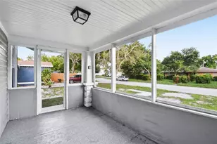 3745 S 16th Ave S, Saint Petersburg, FL 33711 - Photo 43