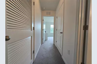 9646 Troncais, Thonotosassa, FL 33592 - Photo 19