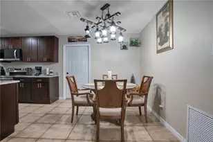 4325 Cassius St, Orlando, FL 32811 - Photo 9