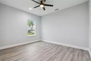 2043 Watersedge Dr, Deltona, FL 32738 - Photo 19