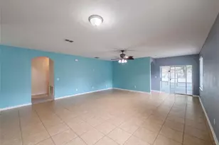 12902 Scout Ct, Grand Island, FL 32735 - Photo 11