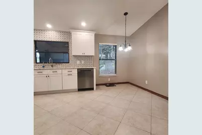 2805 Lake Tohopekaliga Boulevard, Kissimmee, FL 34746 - Photo 3