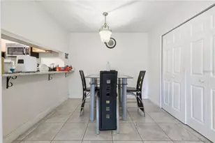 5219 Via Hacienda Cir, Orlando, FL 32839 - Photo 5
