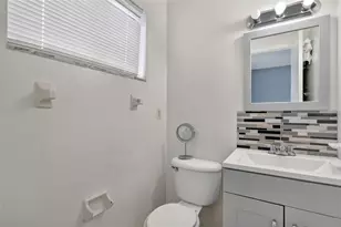 1877 Wayside Dr, Orlando, FL 32818 - Photo 17