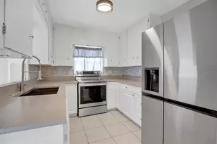 1427 Bryn Mawr St, Orlando, FL 32804 - Photo 9
