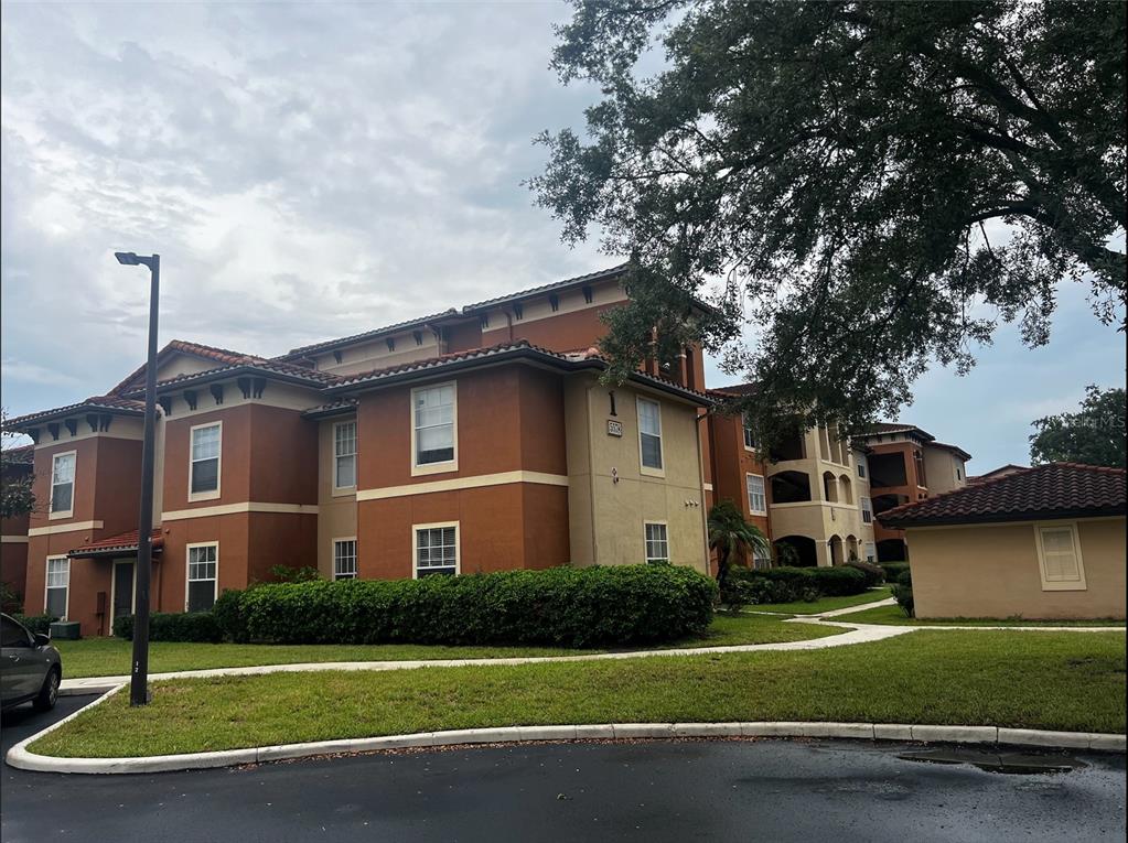 5578 Metrowest Blvd #1-201 - 5578 Metrowest Blvd #1-201, Orlando, FL 32811 Luxury Property | Jose Angel Pina