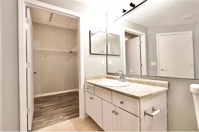 5578 Metrowest Boulevard #1-201, Orlando, FL 32811 - Photo 9