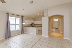 5537 Burlwood Dr, Orlando, FL 32810 - Photo 9