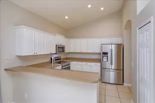 5537 Burlwood Dr, Orlando, FL 32810 - Photo 7