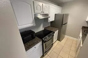 4708 Walden Cir, Orlando, FL 32811 - Photo 9