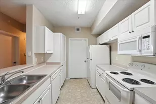 5560 Metrowest Blvd, Orlando, FL 32811 - Photo 5