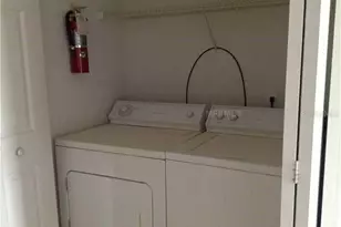 14037 Fairway Island Dr, Orlando, FL 32837 - Photo 9