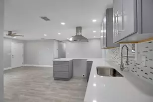 2115 Messina Ave, Orlando, FL 32811 - Photo 13
