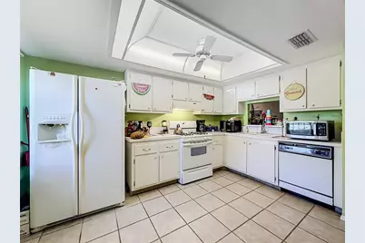 345 24th Street NW #1, Winter Haven, FL 33880 - Photo 7