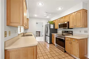109 Cardinal Ln, Eustis, FL 32726 - Photo 5
