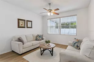 3449 Foxcroft Cir, Oviedo, FL 32765 - Photo 9