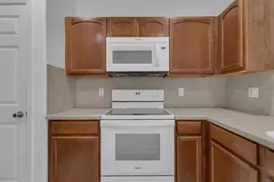 4210 Windsor Lake Cir, Sanford, FL 32773 - Photo 31
