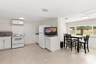 2280 Norwell Ave, Orlando, FL 32806 - Photo 3