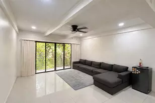 5304 Indian Creek Dr, Orlando, FL 32811 - Photo 11