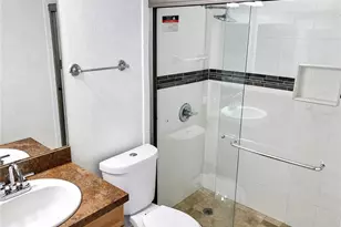 6112 Westgate Dr, Orlando, FL 32835 - Photo 5