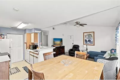1085 S Hiawassee Road #523, Orlando, FL 32835 - Photo 15