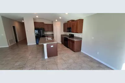 39934 Dawson Chase Drive, Zephyrhills, FL 33540 - Photo 13