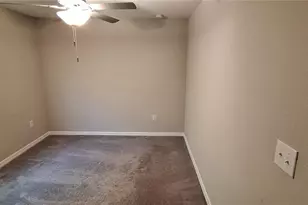 39934 Dawson Chase Dr, Zephyrhills, FL 33540 - Photo 27