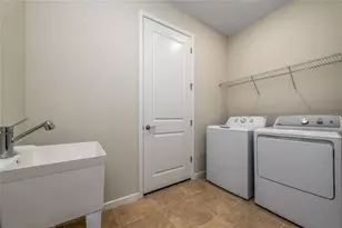 13270 Panama Beach Ct, Orlando, FL 32827 - Photo 33