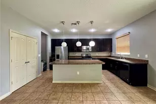 998 Hermosa Way, Kissimmee, FL 34744 - Photo 5