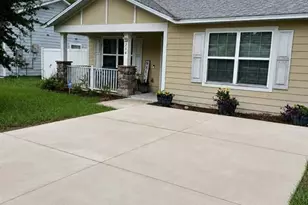 214 W Ella J Gilmore St, Apopka, FL 32703 - Photo 1