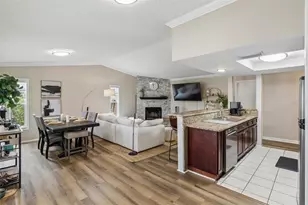 11606 Painted Hills Ln, Tampa, FL 33624 - Photo 9