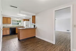 702 Wildabon Ave, Lake Wales, FL 33853 - Photo 11