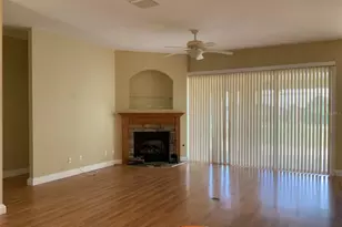 5475 Bounty Cir, Tavares, FL 32778 - Photo 9
