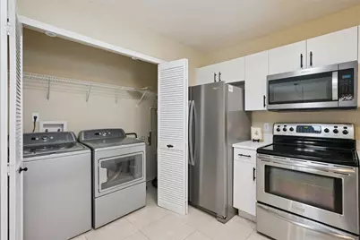 12192 Shady Spring Way, Orlando, FL 32828 - Photo 7