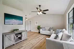 1110 Catherine St, Orange City, FL 32763 - Photo 9
