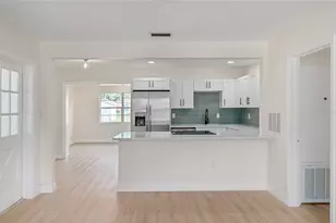 3733 Surrey Dr, Orlando, FL 32812 - Photo 13
