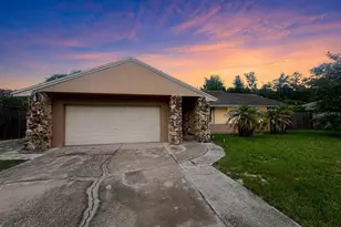 304 Shadow Oak Dr, Casselberry, FL 32707 - Photo 1