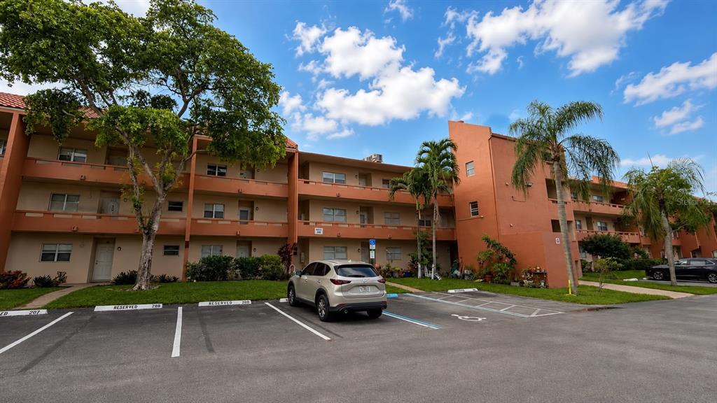 8810 W McNab Rd #303 - 8810 W McNab Rd #303, Tamarac, FL 33321 Luxury Property | Jose Angel Pina