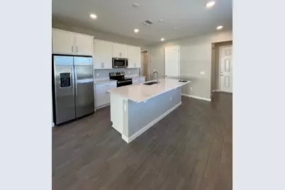 824 Blue Creek Drive, Haines City, FL 33844 - Photo 5