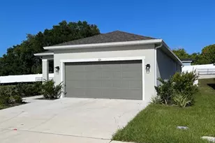 824 Blue Creek Dr, Haines City, FL 33844 - Photo 1